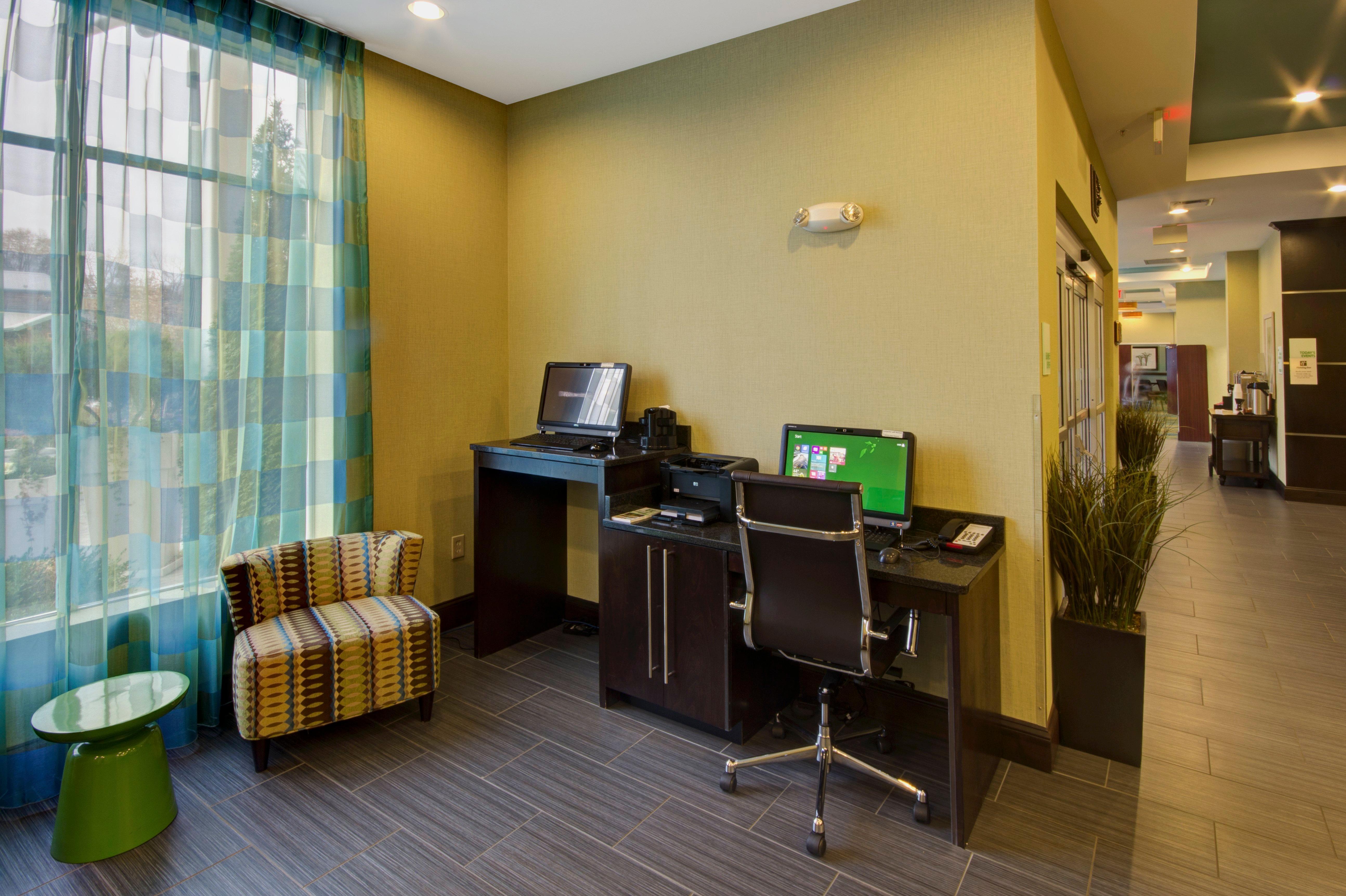 Holiday Inn Christiansburg Blacksburg By Ihg Exterior foto